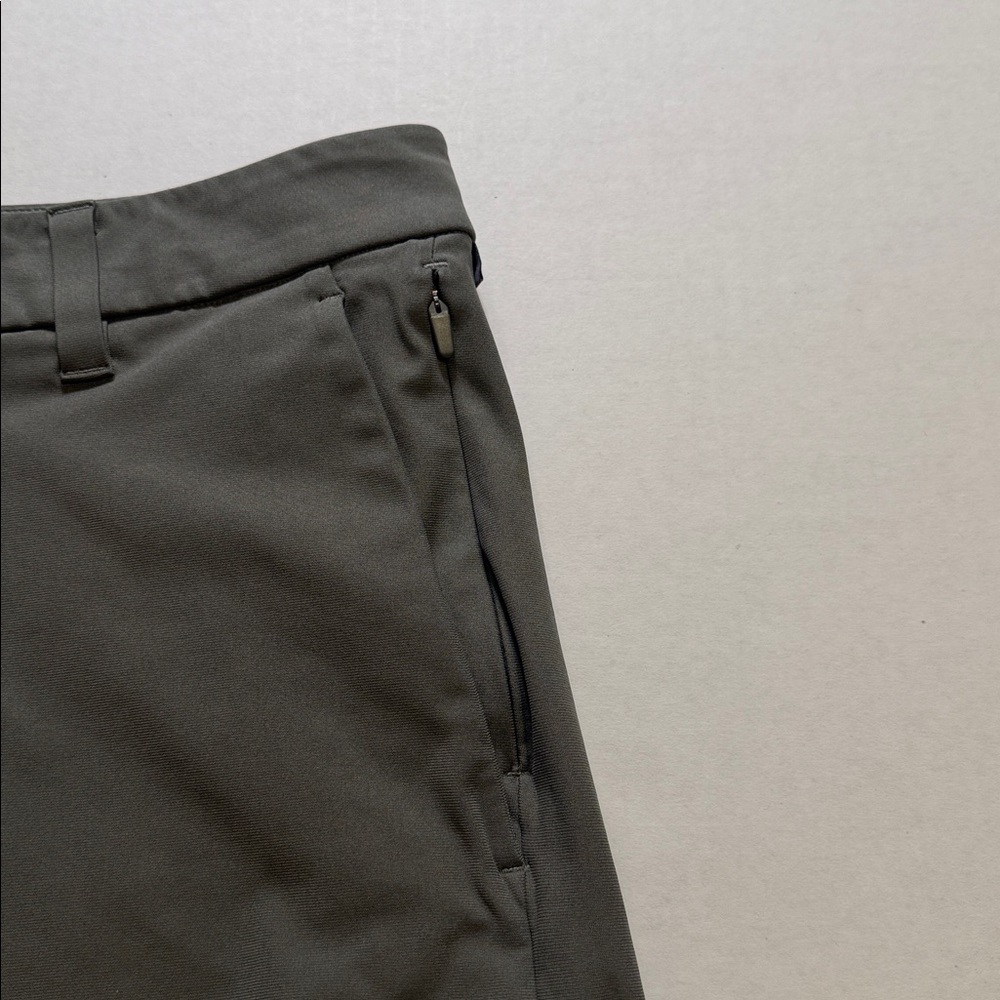 Lululemon Commission Short Classic 9" (Style LM7AK3S) - Picture 7 of 8